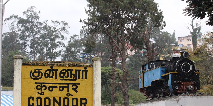 A view of the platform and tracks at Coonoor railway station in Tamil Nadu, India.