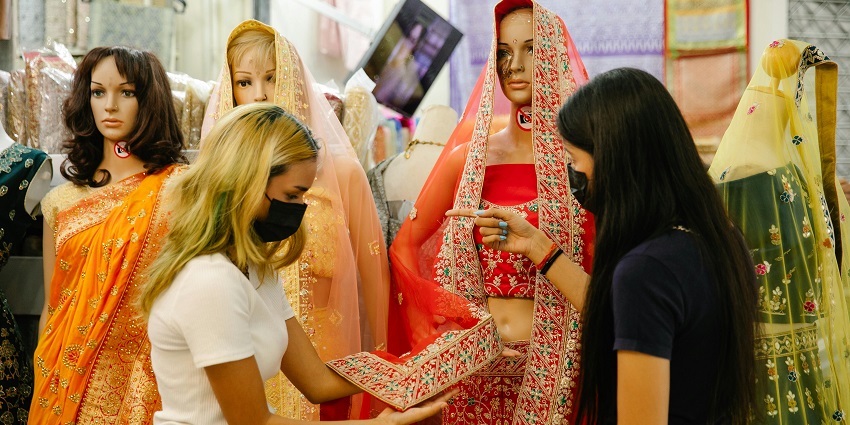 Perfect place for bridal wear and exquisite Banarasi silk saree shopping in Varanasi
