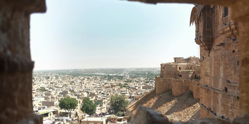 An image of the Rajput King’s fort, which is one of the best Ghaziabad tourist places list.