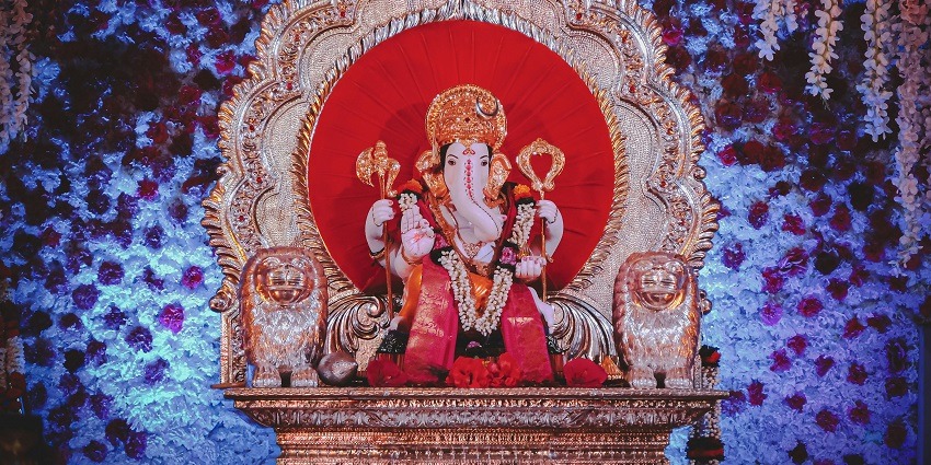 Datta Temple is one of the prominent temples in Lonavala with classic architecture.