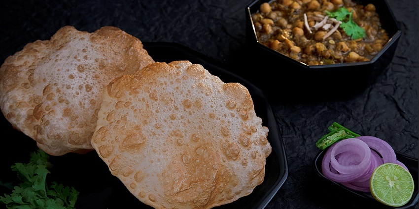A traditional thali served at Desi Vibes.