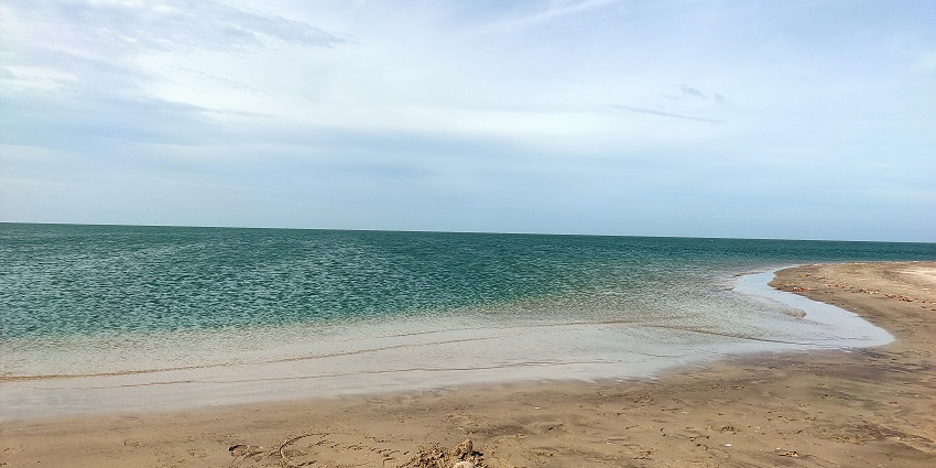 View from Dhanushkodi, one of the best tourist attractions in Tamil Nadu in December.