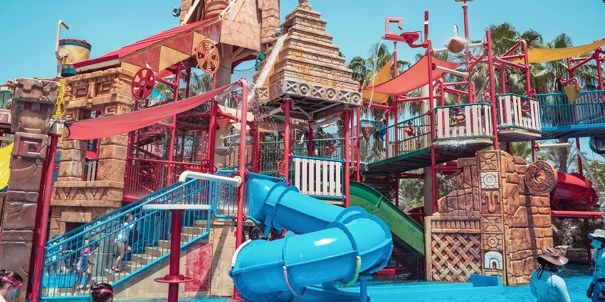 Slides in Disney Water Wonder Park, one of the famous theme parks in Lucknow
