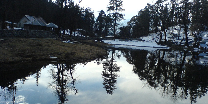 Breathtaking view of Dodital lake, an offbeat place in Rishikesh