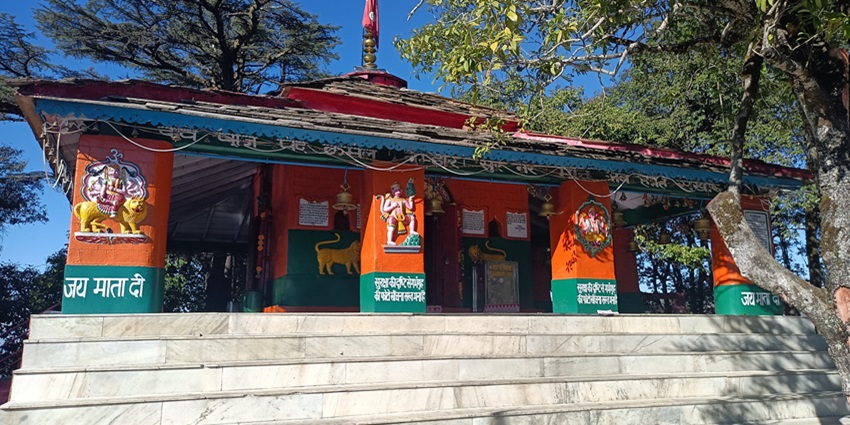 Visiting the Durga Devi Temple is one of the best things to do in Ramnagar, Uttarakhand