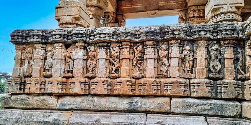 Ekvira Devi Temple is located near Karla Caves and a must-visit if you’re here.