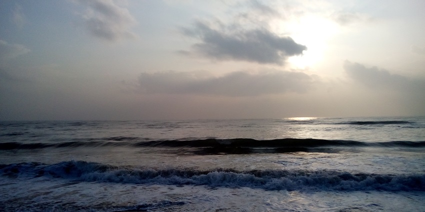 Elliot's Beach is a relaxing seaside place for fun and leisure