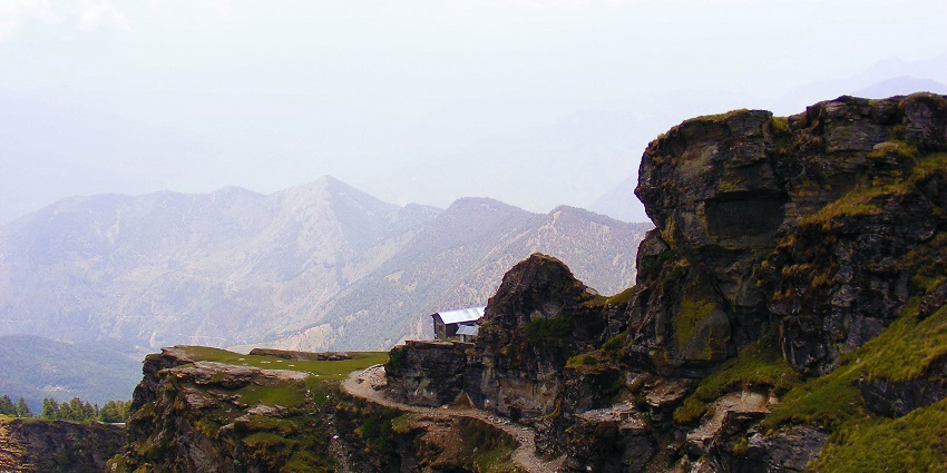 Chandrashila and Tungnath Trek is one of the adventurous activities.