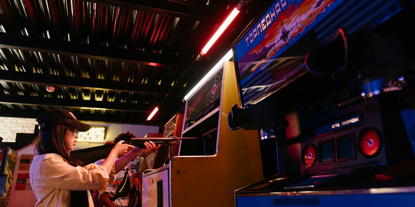 A picture of many kids having fun at KidZania, one of the best places in Noida