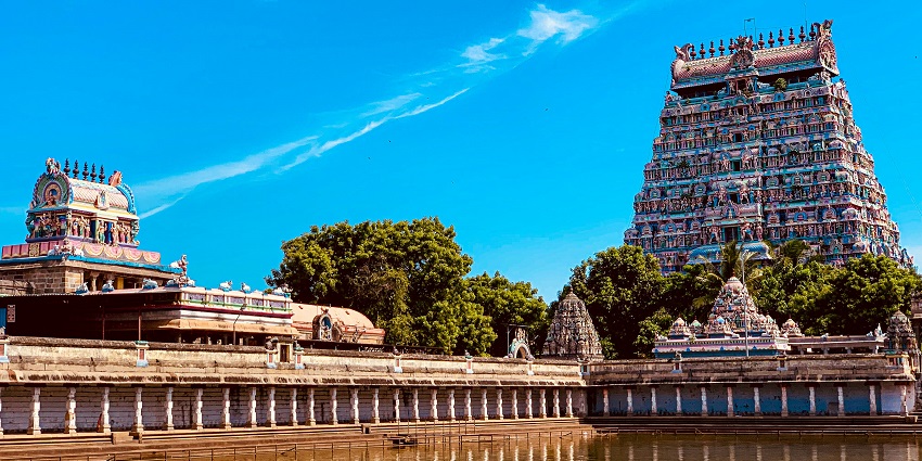 Dravidian architecture of Virudhachalam Temple with intricate carvings and sculptures.