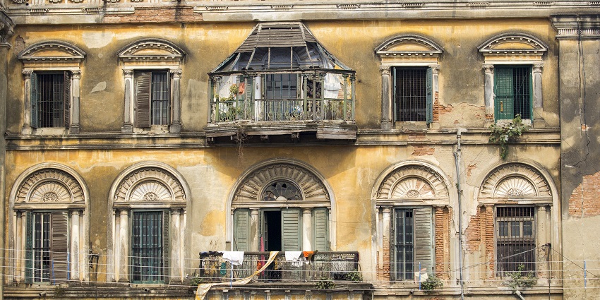 Andul Rajbari is an architectural marvel that embodies the grandeur of Bengal's history.