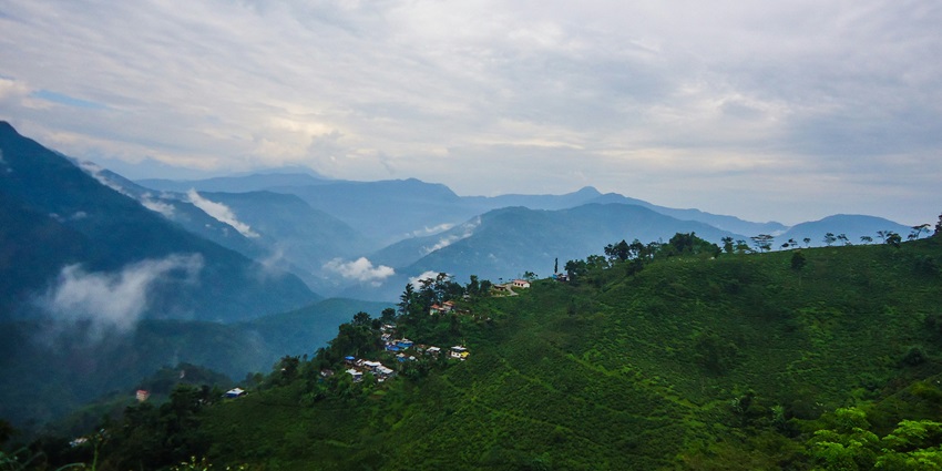 Tiger Hill offers stunning sunrise views and is a must-see among things to do near Bagdogra.
