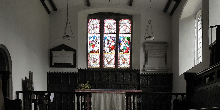 An image of the Memorial Church, a historic church with Gothic architectural elements.