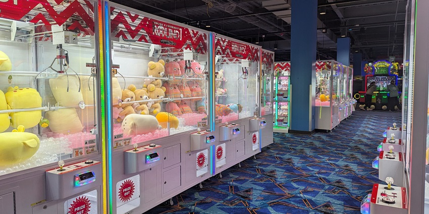 Exploring kids’ zone is one of the best things to do in DLF Mall of India