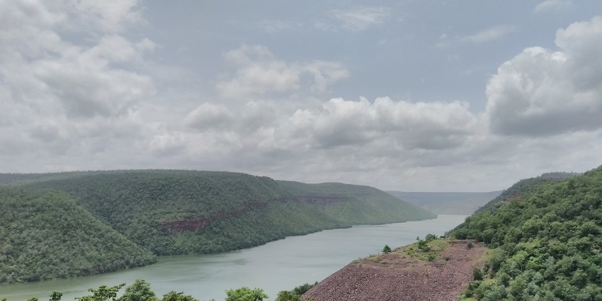 Scenic view of the Krishna river, a place considered to be holy in Hindu mythology