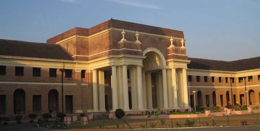 FRI Museum Dehradun showcases forestry, botany, and biodiversity exhibits