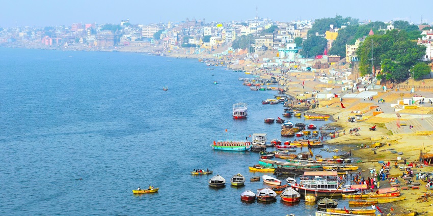 A view of the Gandhi Ghat Riverside, one of the top places to visit in Barrackpore.