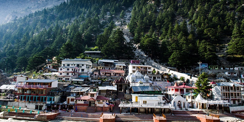Gangotri is a place of the origination of the holy river Ganga and offers panoramic views.