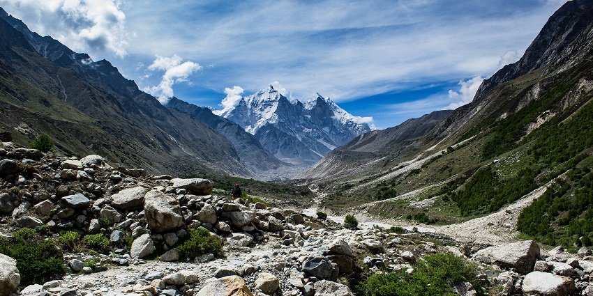 Sacred pilgrimage site, source of the Ganges River, stunning scenery