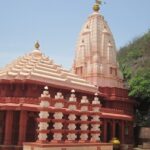 Ganpatipule temple is a perfect spot for meditating and indulging in devotion.