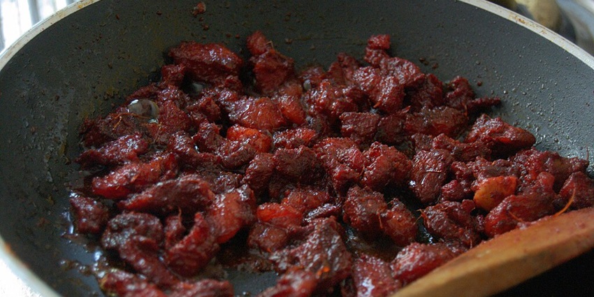 Goan sausages, mixed with rice and local spices.