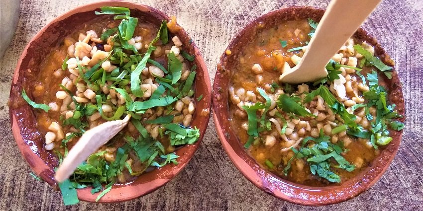 Guptajee Chaat Bhandar serving the most popular and delicious chaat that one must-try.