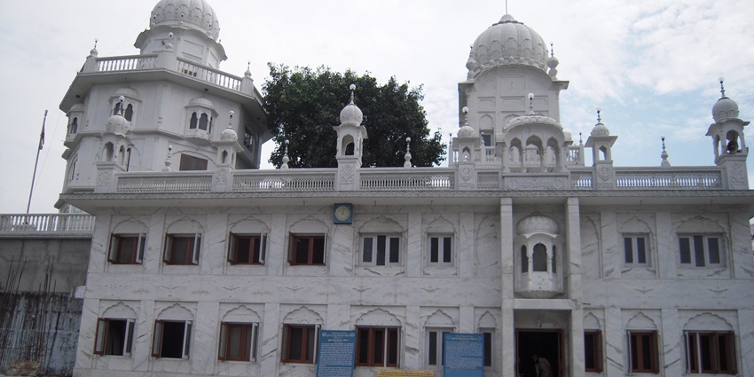 An image of Gurudwara, a sacred site on the Saharanpur tourist places list.