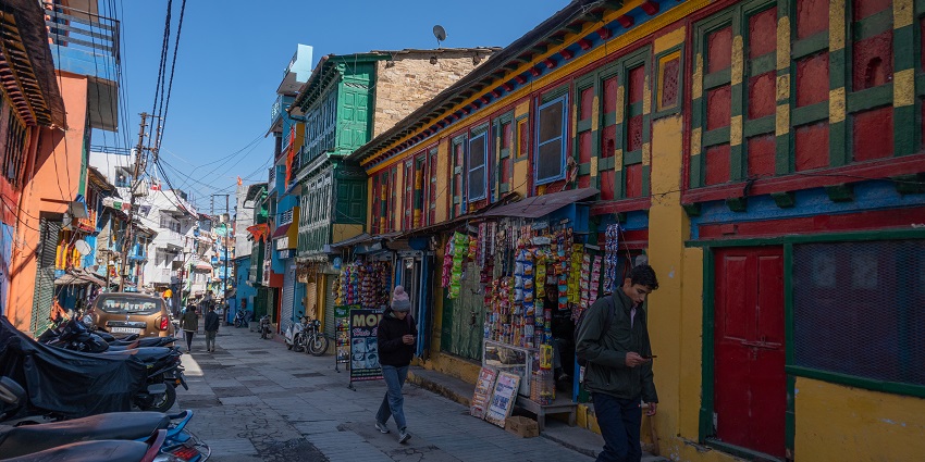Walking on the Haldwani Bazaar is one of the most interesting things to do in Haldwani