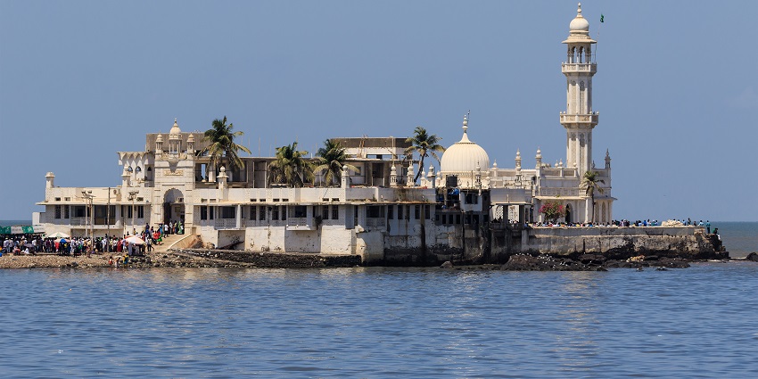 Haji Ali Dargah in Mumbai, a mosque located on an islet, with scenic views of the Arabian Sea