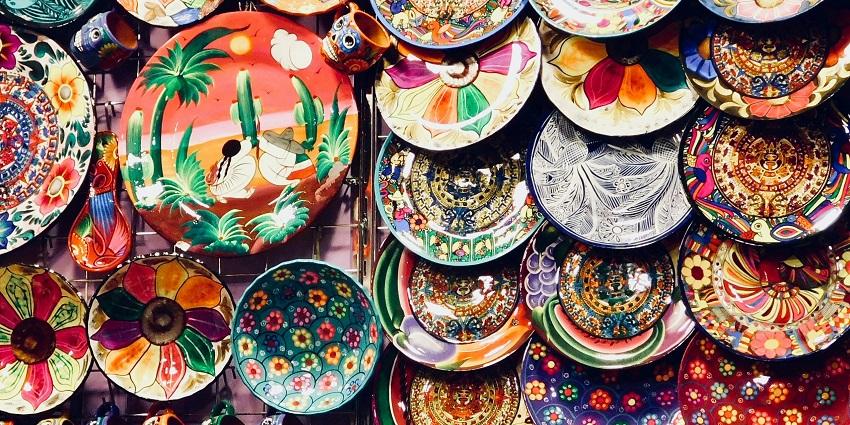 Handicrafts Emporium features traditional crafts and unique handmade souvenirs.