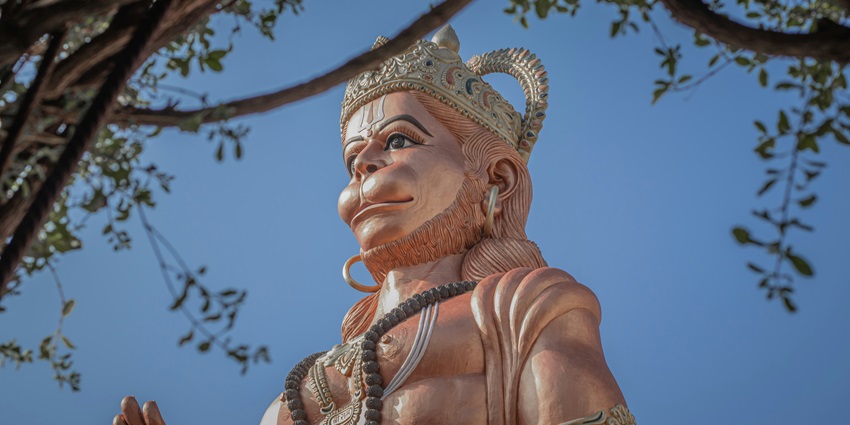 A view of Hanuman statue at Hanuman Mandir, one of the top places to visit in Barrackpore.