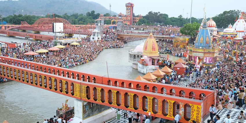Haridwar is known for its beautiful rituals that take place on the banks of river Ganga
