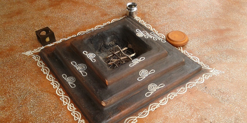 An image of the Havan Kund to perform religious rituals in Naimisharanya.