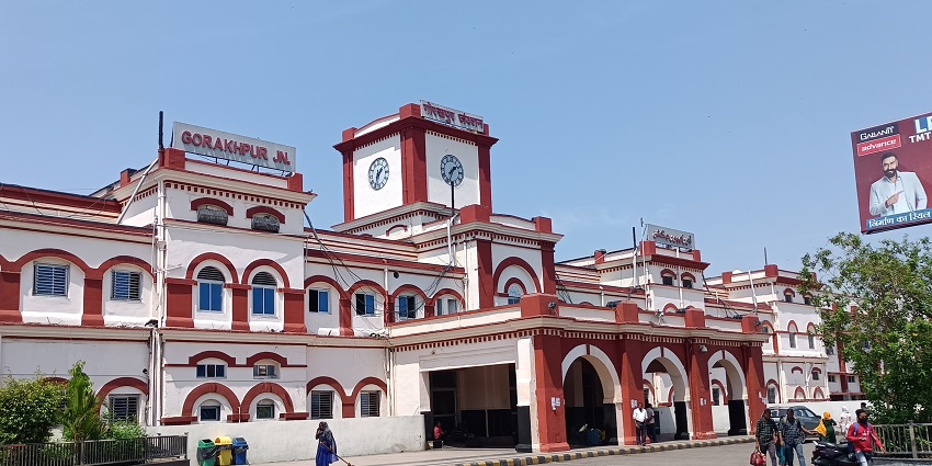 The Front gate of Gorakhpur Junction railway station is an iconic entrance to a major railway hub.