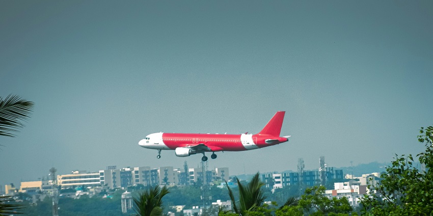 Tiruchirappalli International Airport is the nearest airport to Chidambaram Temple.