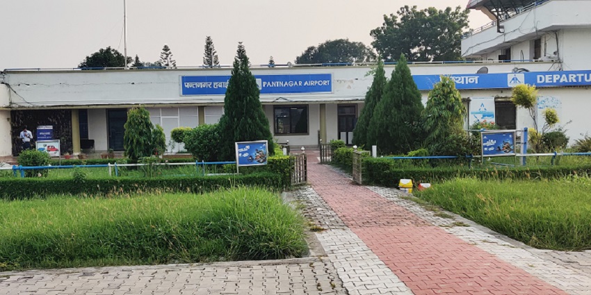The departure area of the Pantnagar Airport, Uttarakhand which is near Nainital Zoo.