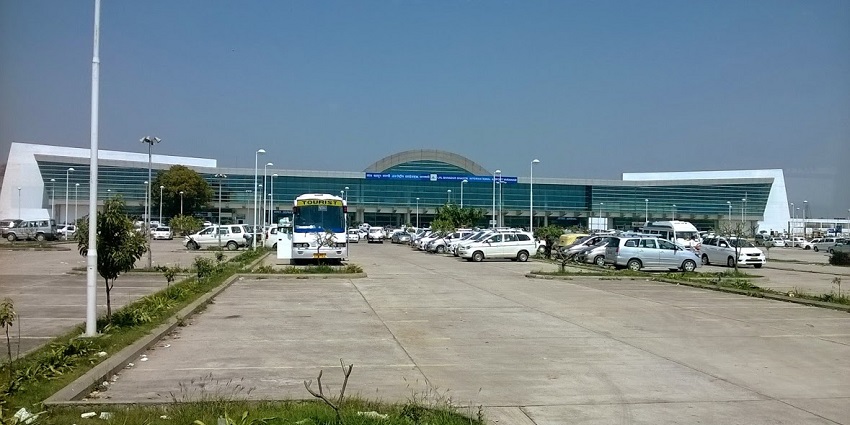 The entrance of Varanasi International Airport near Agori Fort for travellers to visit.