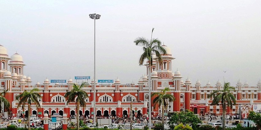 An exterior view of the Charbagh Lucknow Railway Station built in Indo-Saracenic architecture.