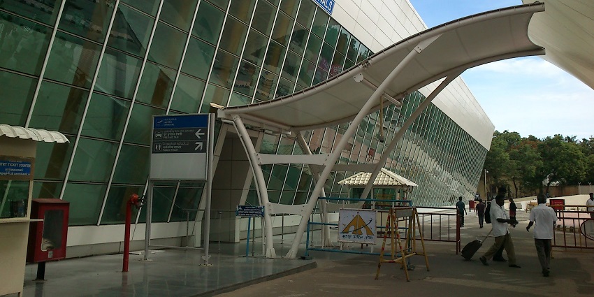 The nearest airport to this national park is Coimbatore International Airport