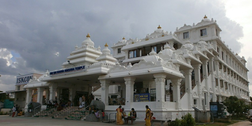 A picture of ISKCON temple, one of the ideal spots for pilgrims and devotees