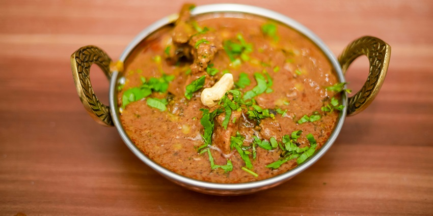 Rogan Josh, famous food of Srinagar is a favourite dish of locals and visitors alike.