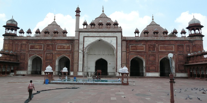 A view of the magnificent minarets of the Jama Masjid nearby