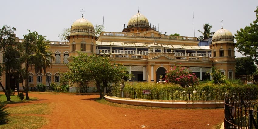 This beautiful palace is one of the enchanting places to visit in Jhargram