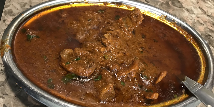 Kachmauli is a non-vegetarian dish, a type of Mutton curry found in major cities in India.