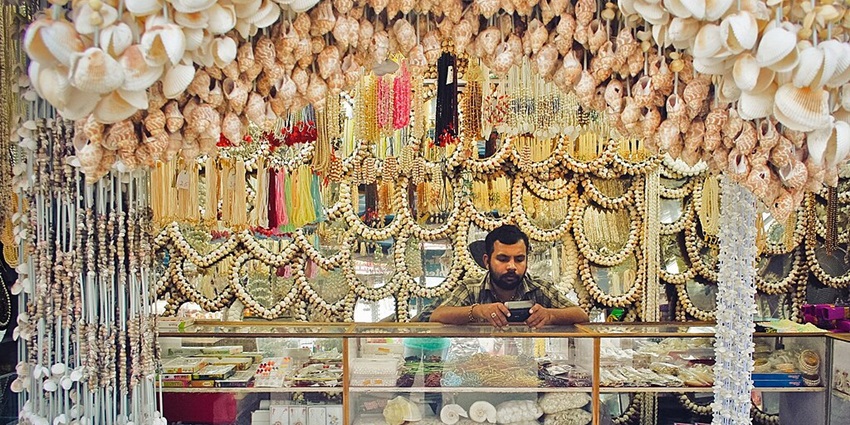 Shop offering unique seashell crafts and souvenirs.