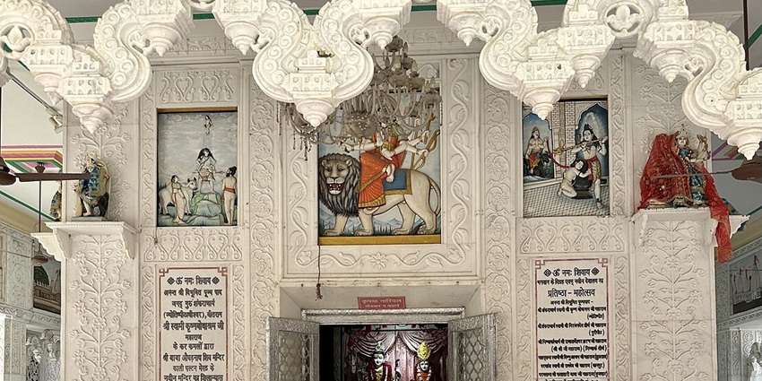 A view of Kali Paltan Mandir, a revered temple and one of the best places to visit in Meerut.
