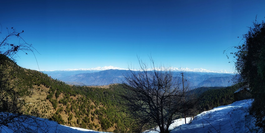 Camping sites in Uttarakhand include Kanatal hill station, known for adventure activities.