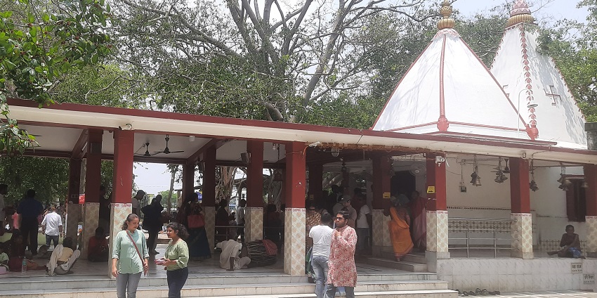 One of the famous sacred locations and a peaceful place to visit in Bolpur.