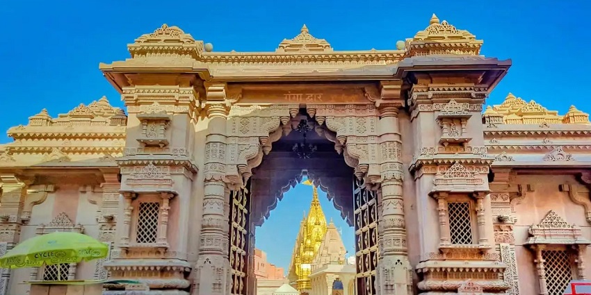 A divine view of Kashi Vishwanath Temple - one of the main temples in Varanasi.