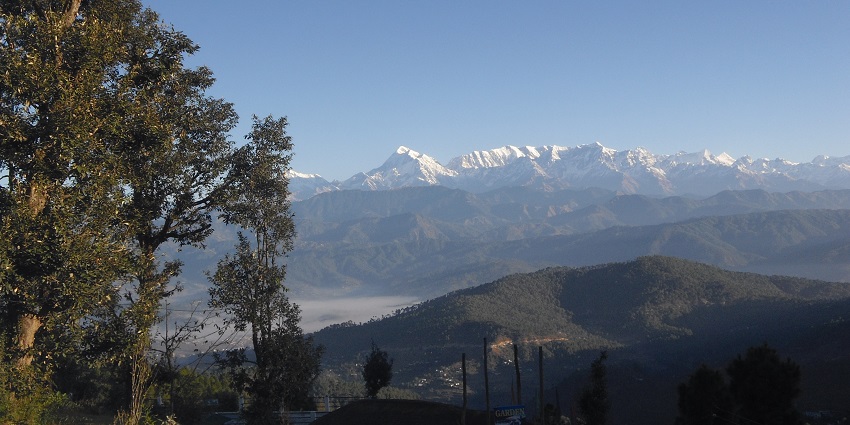 A picture of Kausani, which is one of the best hill stations near Uttar Pradesh.